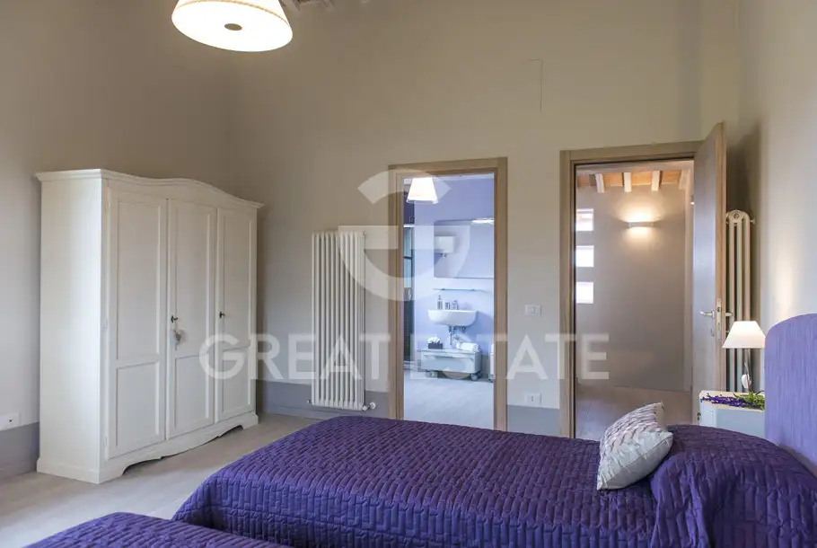 House 320m² in Italy, Terney. Priced at 1100000€ rent photo-15
