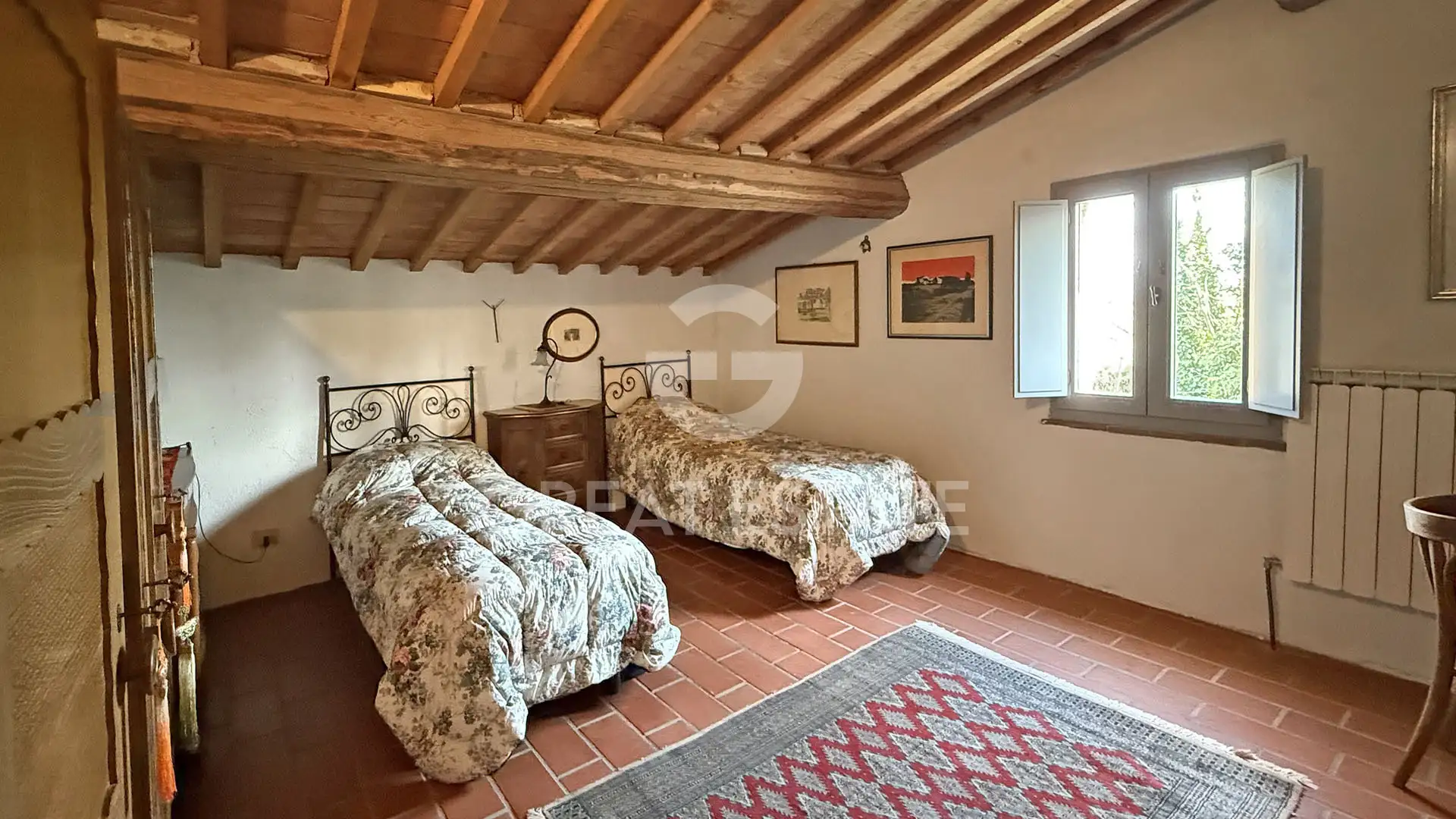House 963m² in Italy, Siena. Priced at 1300000€ rent photo-15
