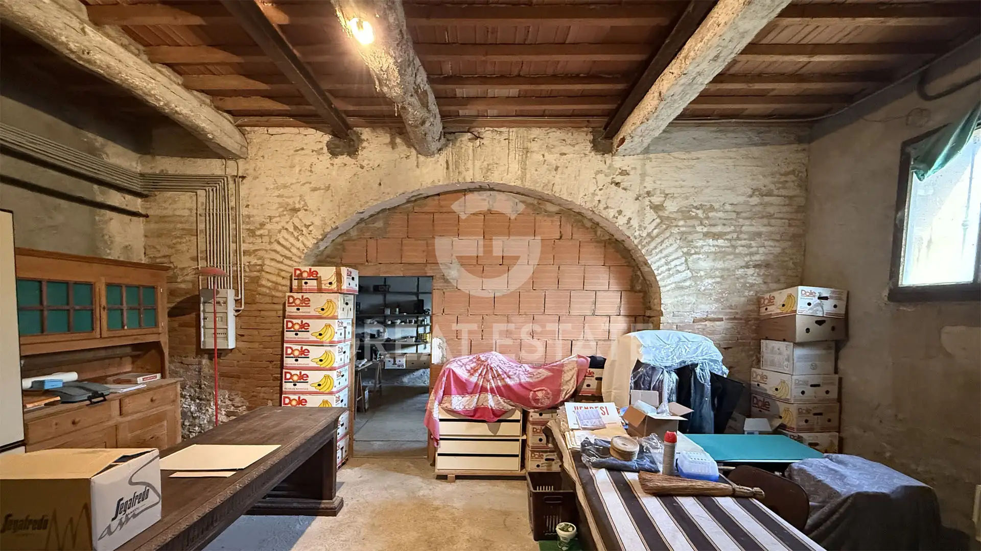 House 963m² in Italy, Siena. Priced at 1300000€ rent photo-15