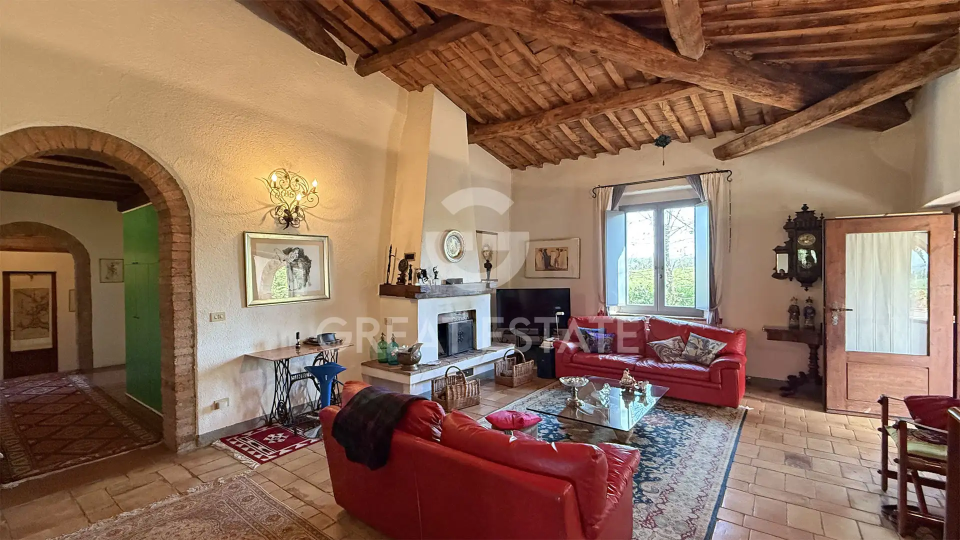 House 963m² in Italy, Siena. Priced at 1300000€ rent photo-14