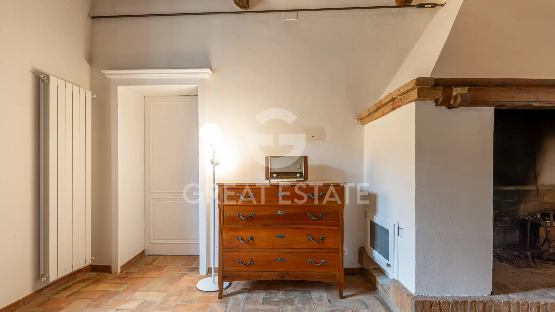 Villa 526m² in Italy, Siena. Priced at 1290000€ rent photo-6