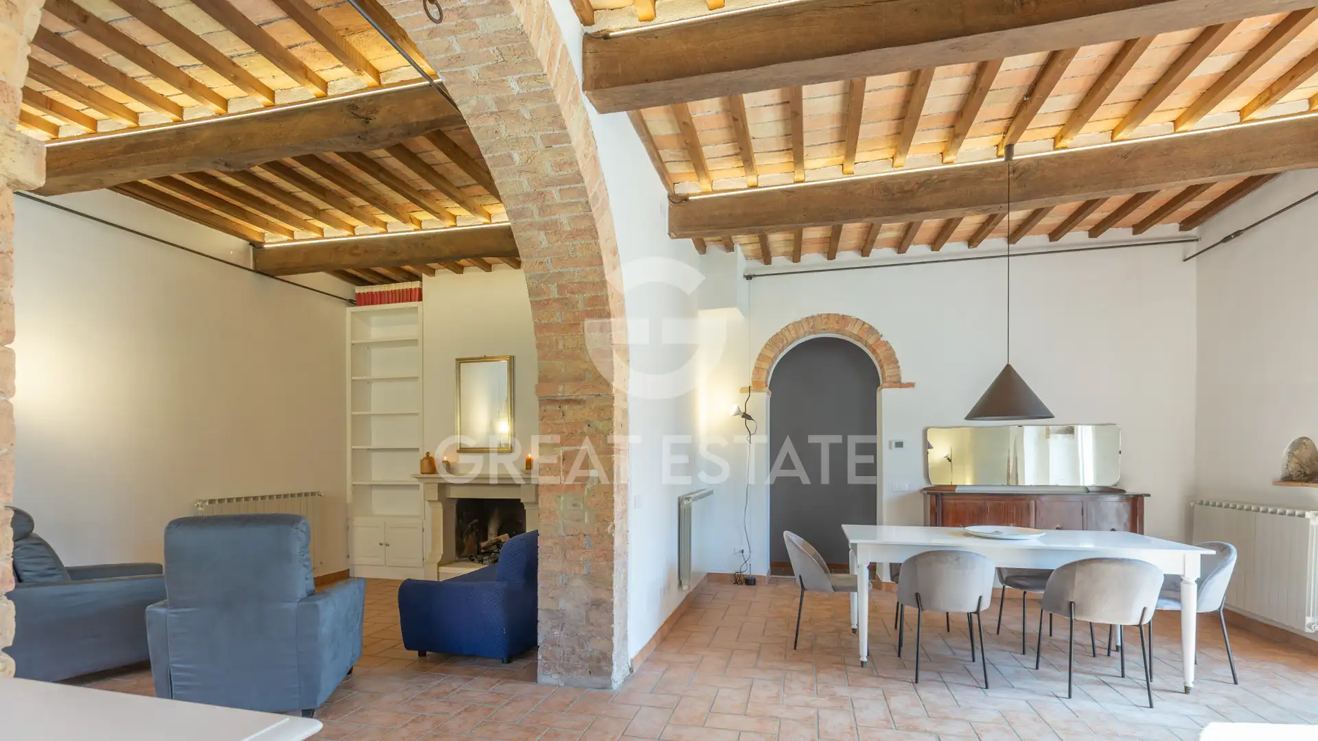 Villa 526m² in Italy, Siena. Priced at 1290000€ rent photo-6