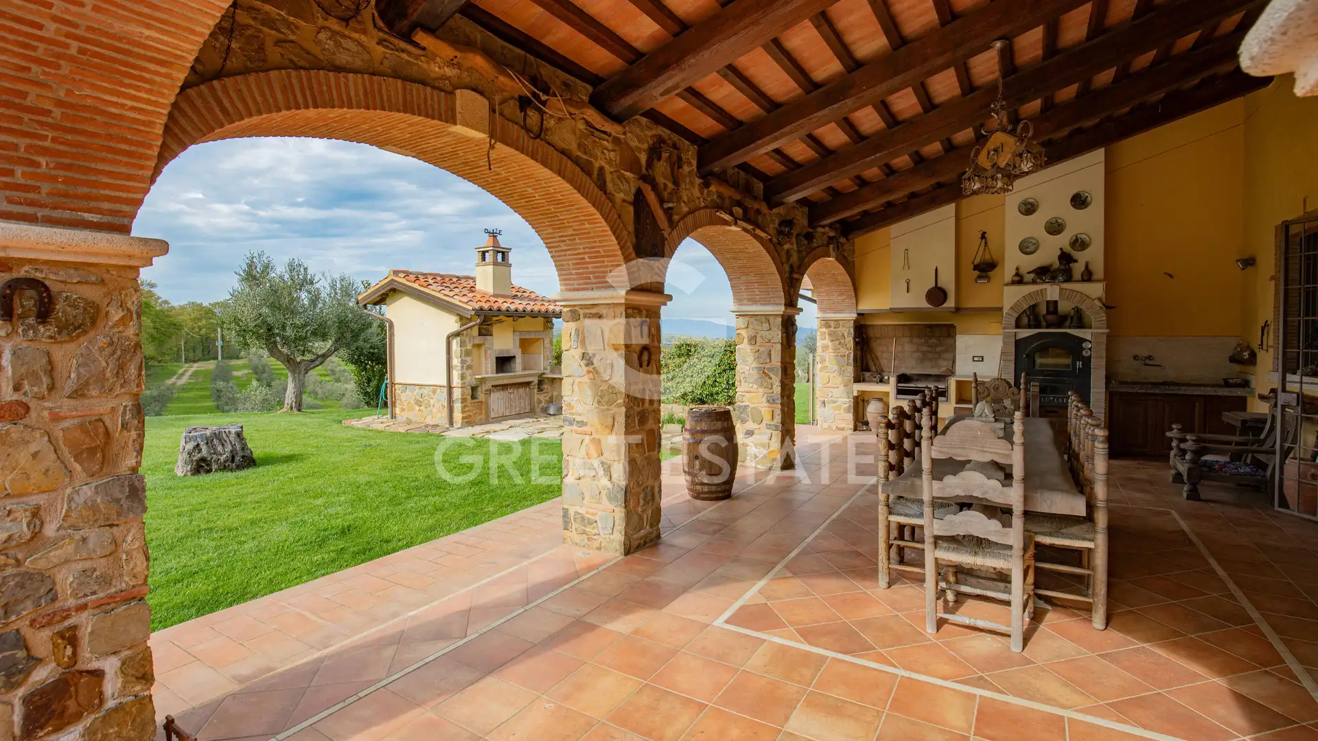 House 919m² in Italy, Grosseto. Priced at 1380000€ rent photo-5