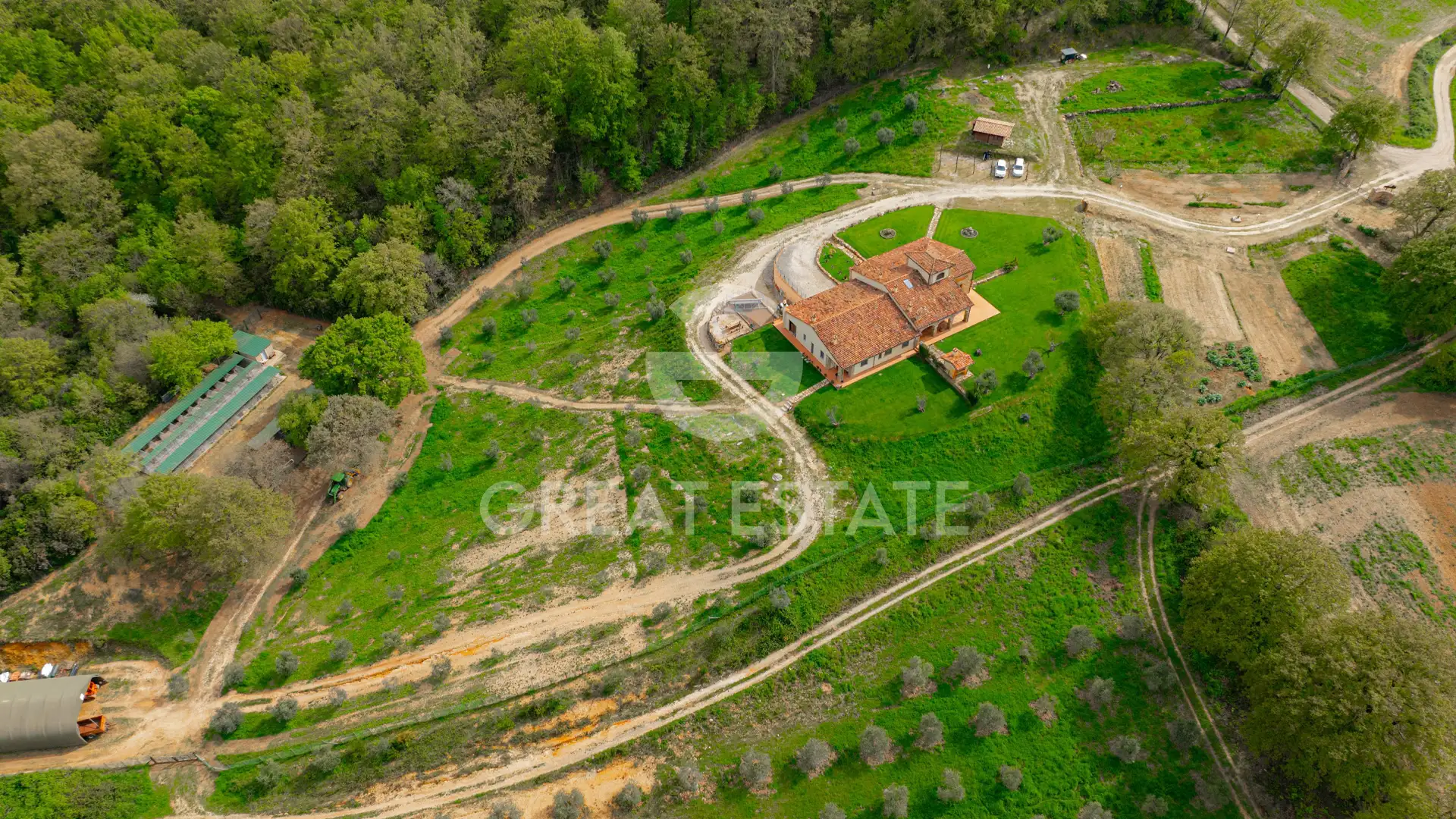 House 919m² in Italy, Grosseto. Priced at 1380000€ rent photo-13