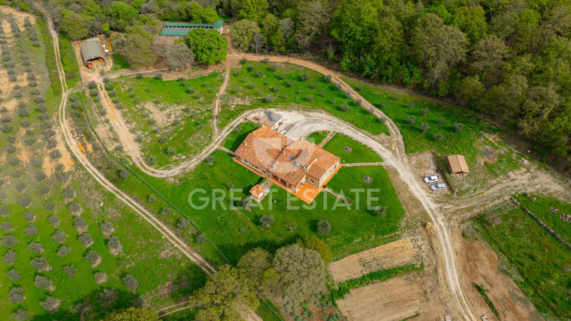 House 919m² in Italy, Grosseto. Priced at 1380000€ rent photo-14