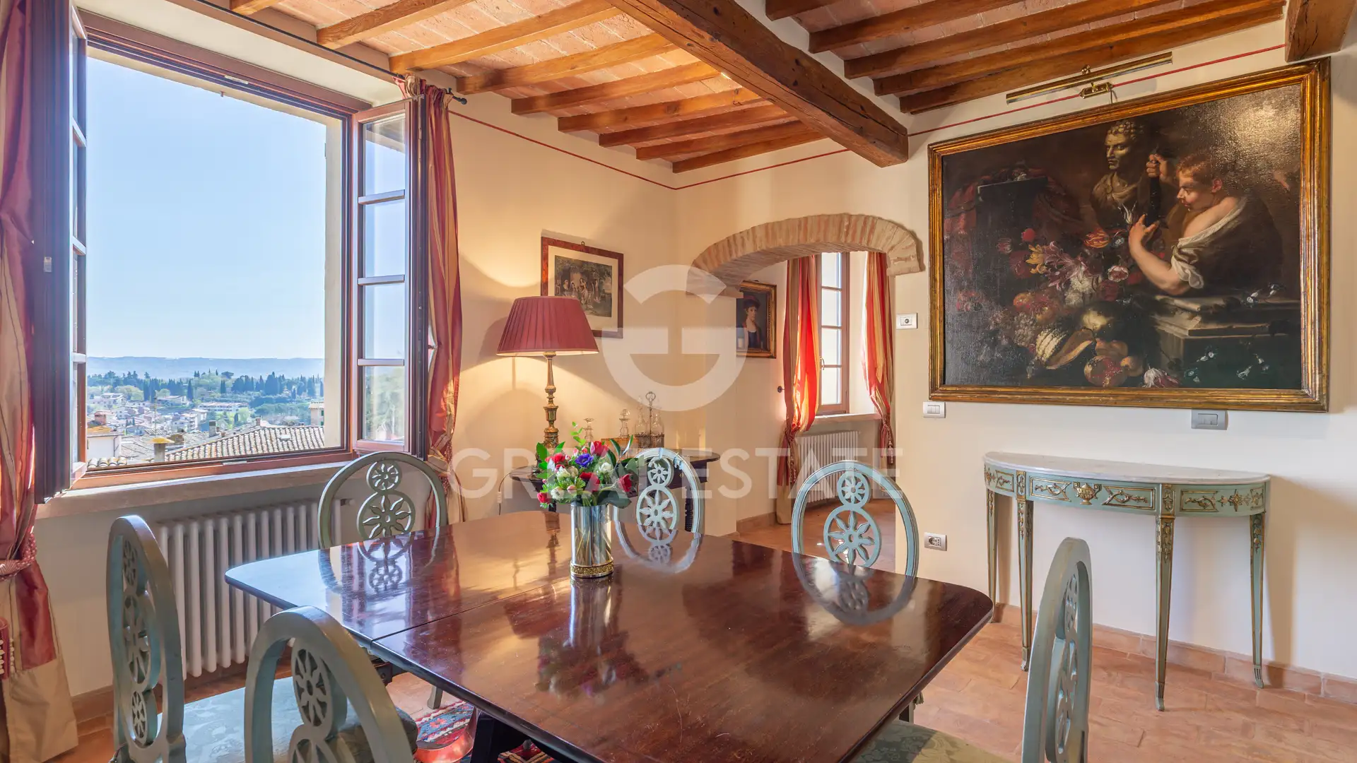 Flat 175m² in Italy, Siena. Priced at 590000€ rent photo-13