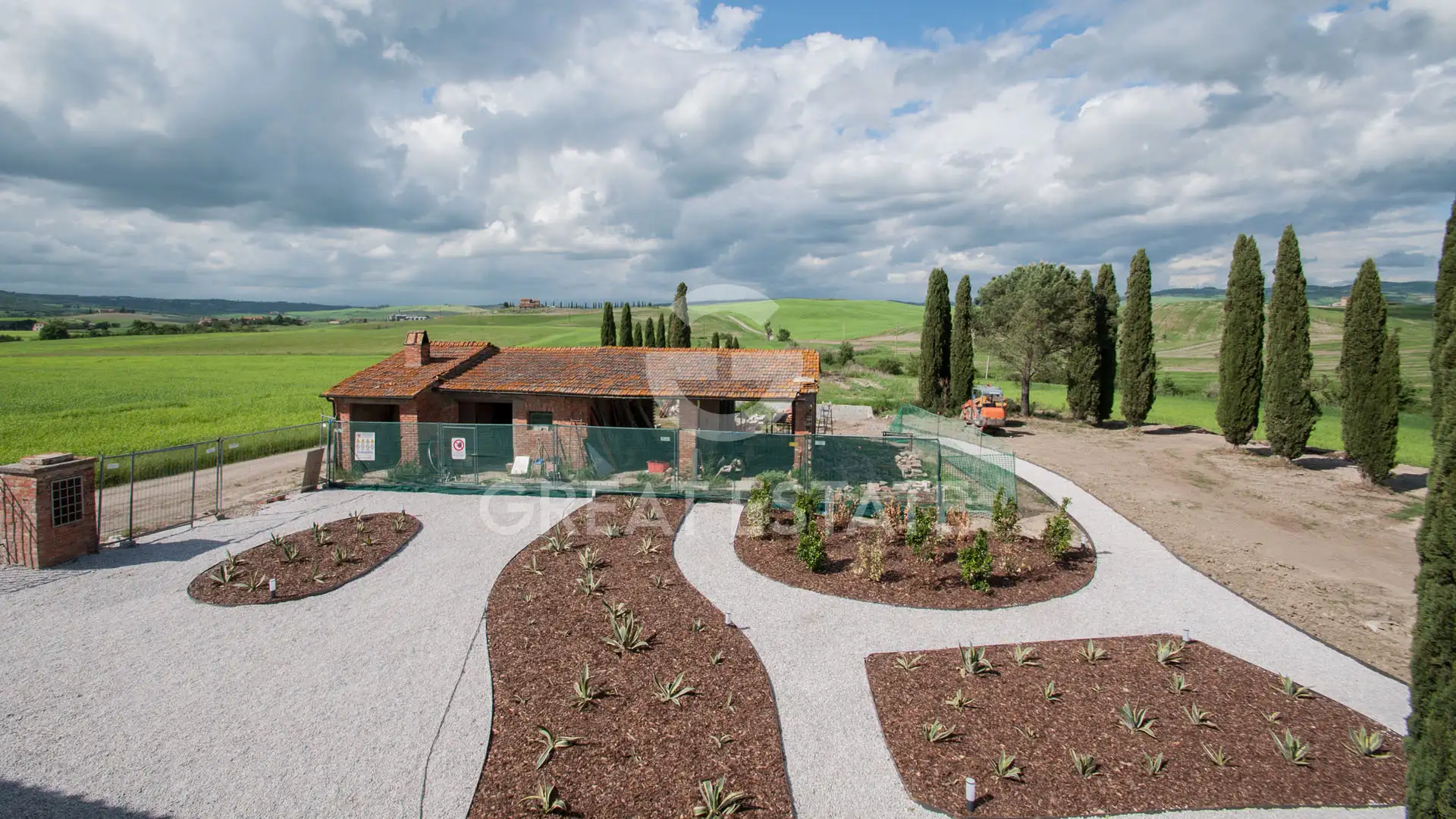 House 500m² in Italy, Siena. Priced at 1290000€ rent photo-7
