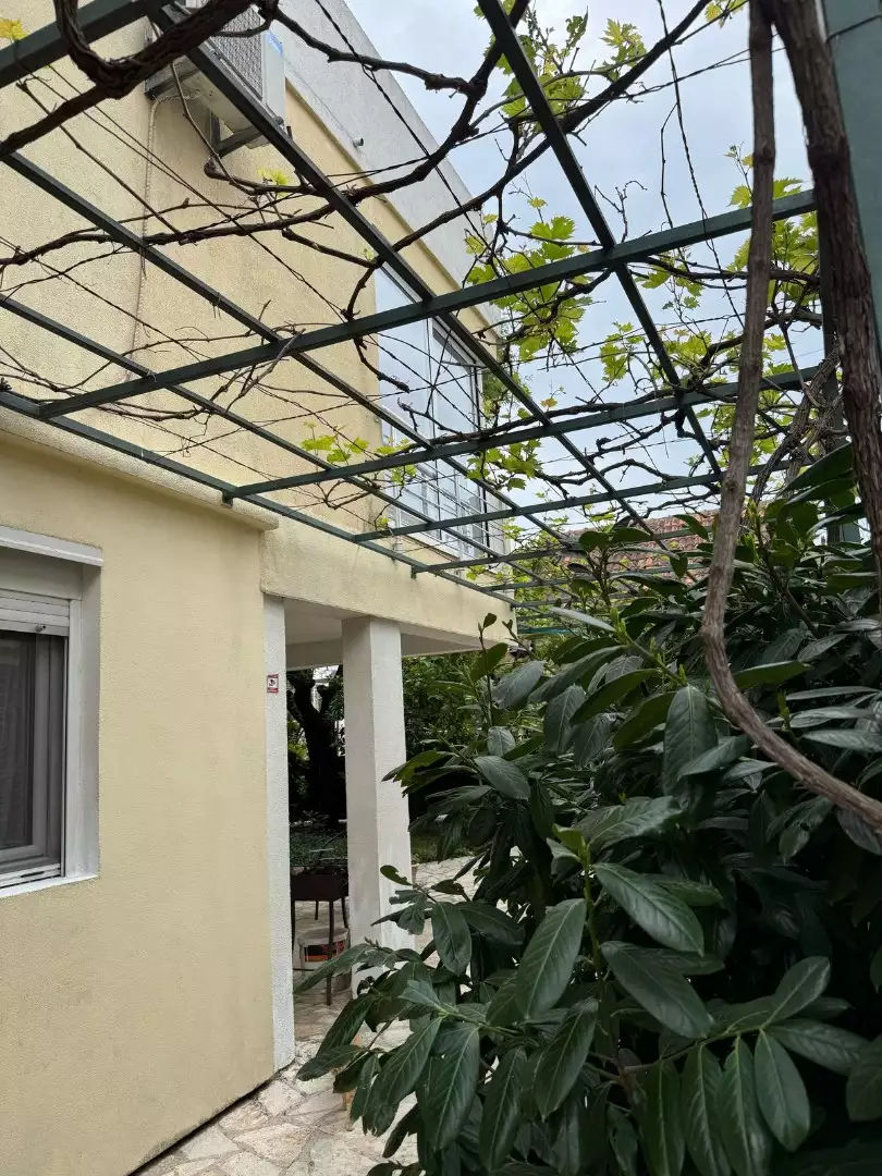 House 180m² in Montenegro, Sutomore. Priced at 270000€ rent photo-19