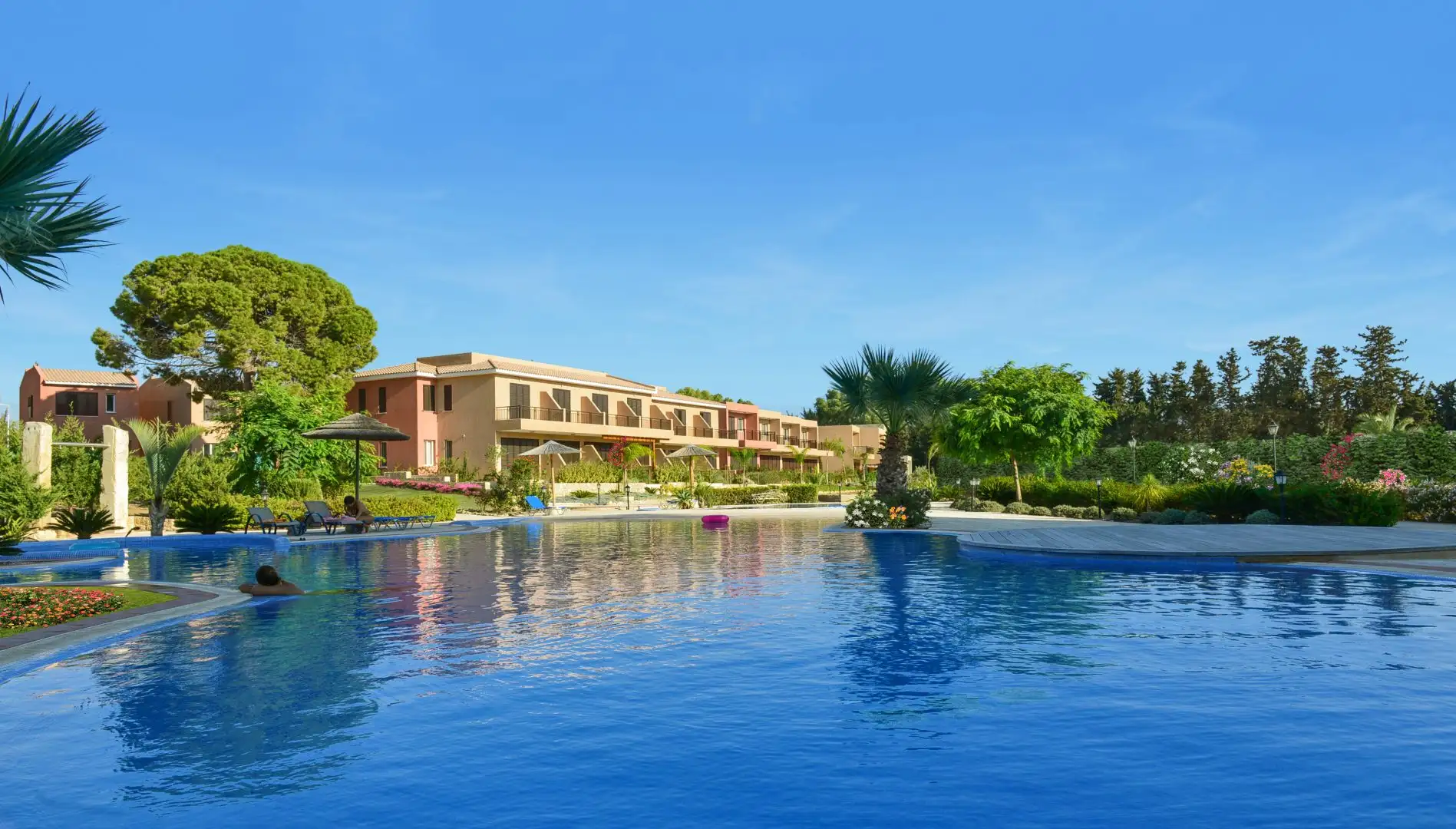 Villa 45m² in Cyprus, Kato Paphos. Priced at 299000€ rent photo-13