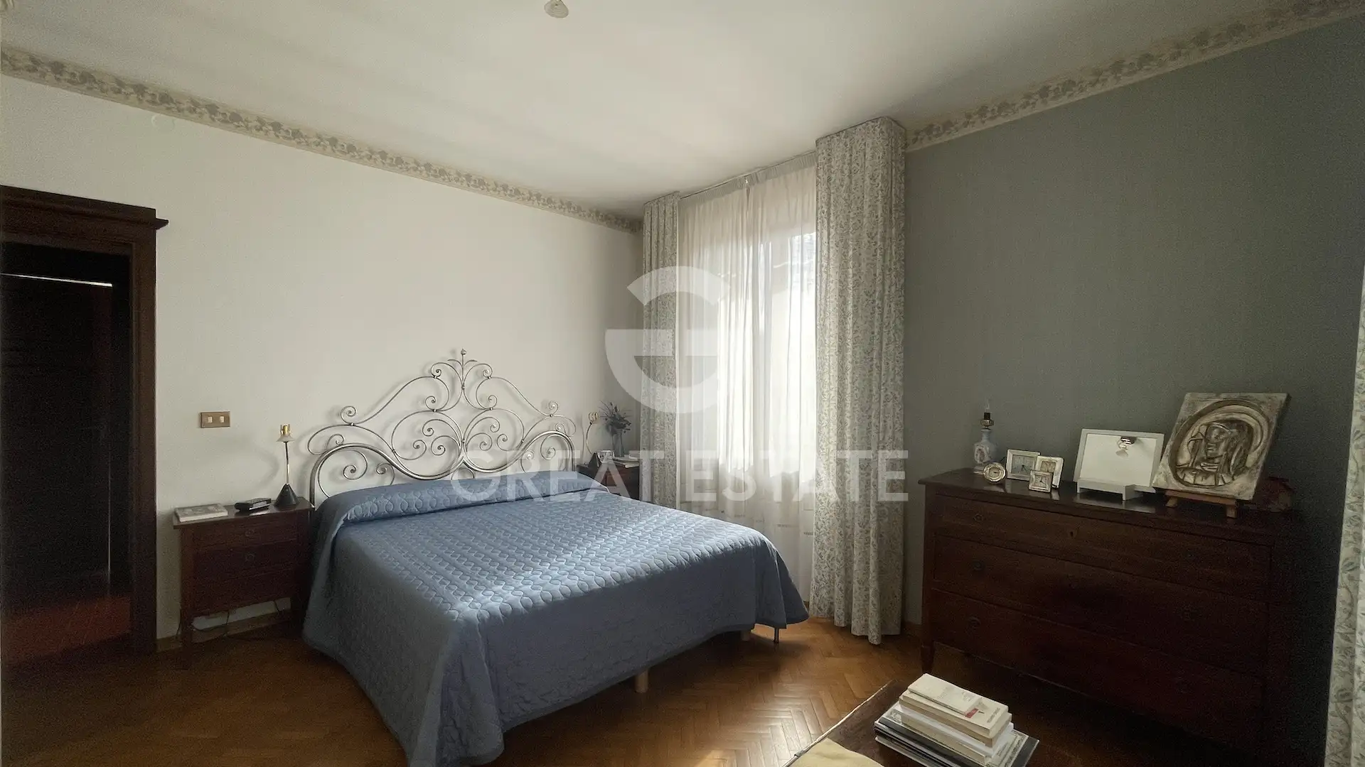 Flat 330m² in Italy, Siena. Priced at 420000€ rent photo-10