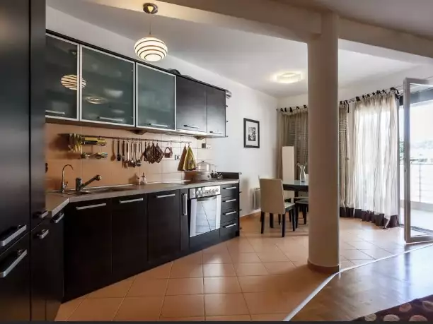 Flat 95m² in Montenegro, Petrovac. Priced at 220000€ rent photo-2