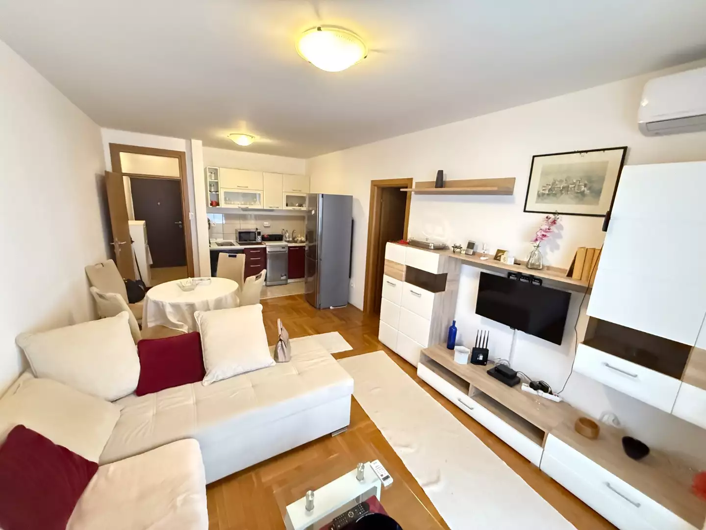 Flat 45m² in Montenegro, Budva. Priced at 134900€ rent photo-1