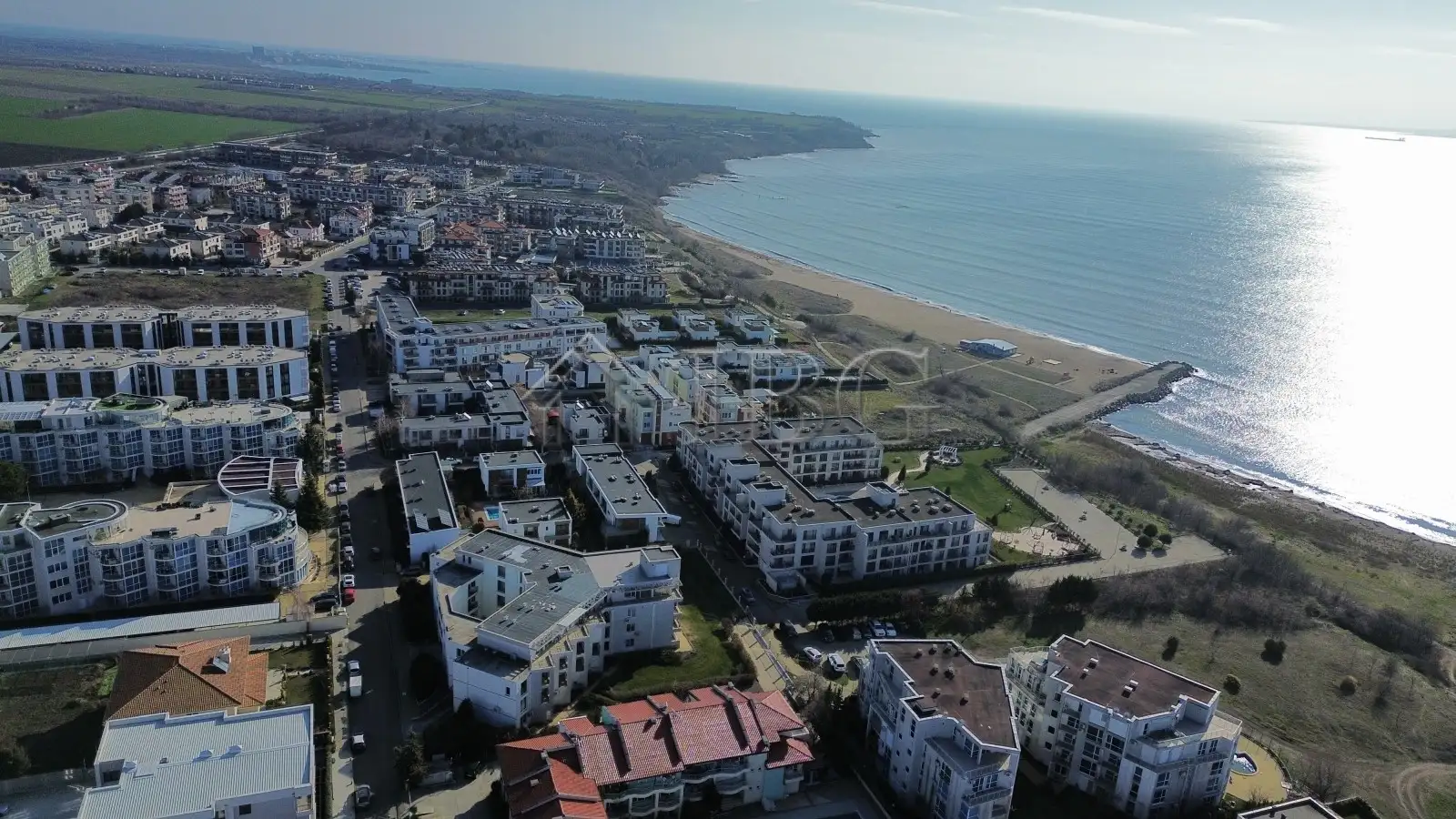 Flat 64m² in Bulgaria, Burgas. Priced at 77040€ rent photo-2