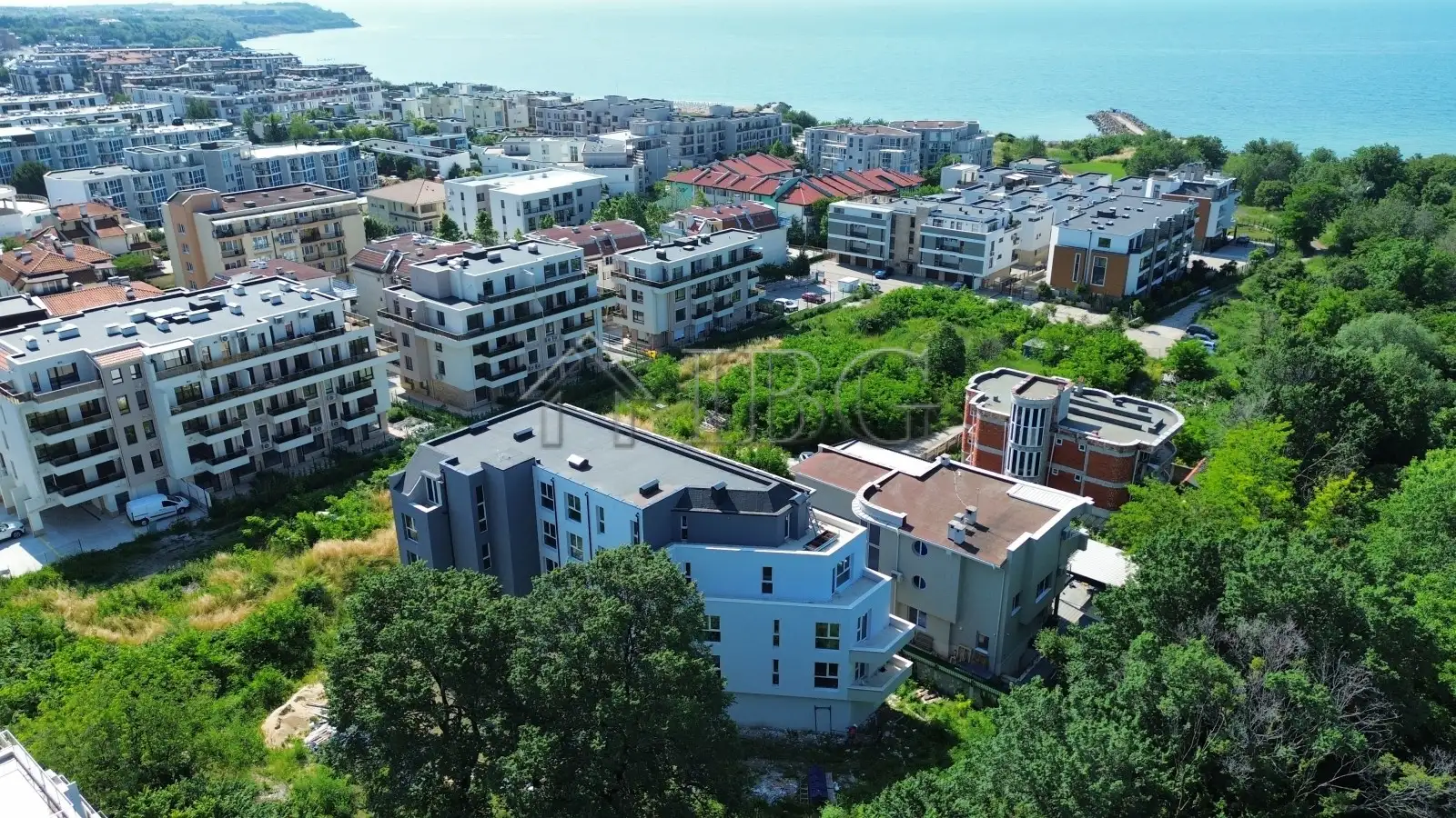 Flat 64m² in Bulgaria, Burgas. Priced at 77040€ rent photo-13