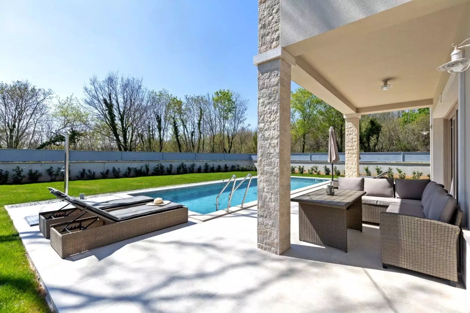 Villa 161m² in Croatia, Labin. Priced at 680000€ rent photo-11