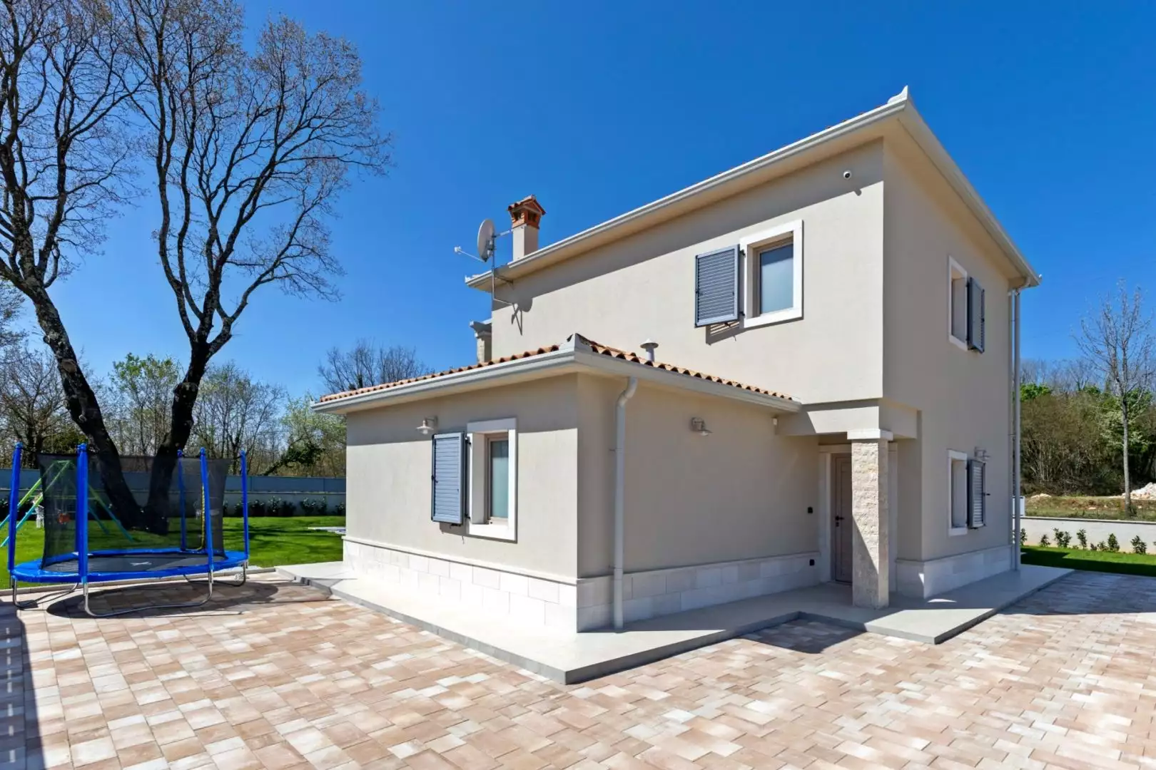 Villa 161m² in Croatia, Labin. Priced at 680000€ rent photo-14