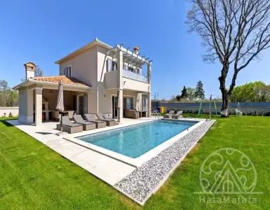 Buy in Croatia for 680000€