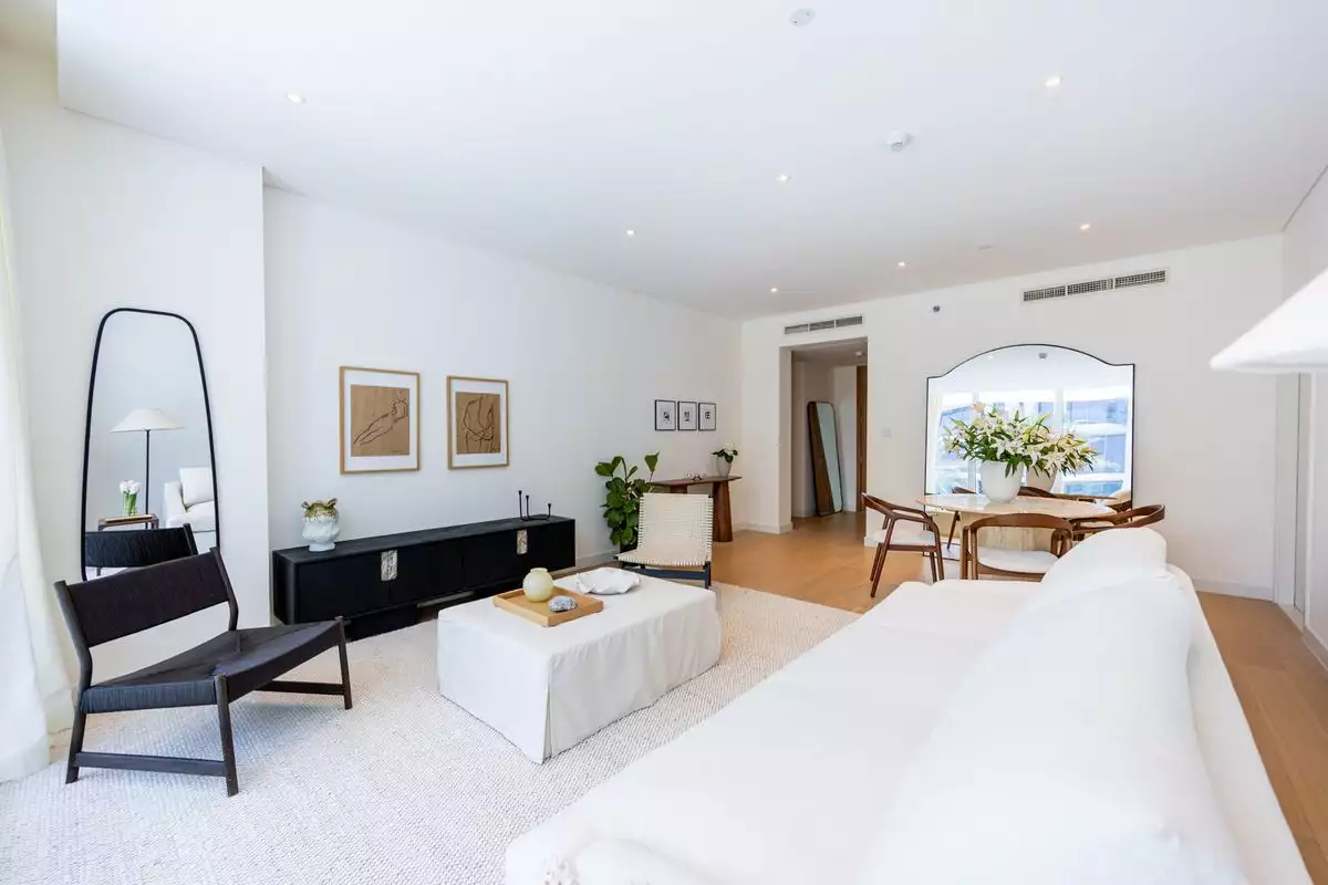Flat 177m² in UAE, Abu Dhabi. Priced at 2504440€ rent photo-2