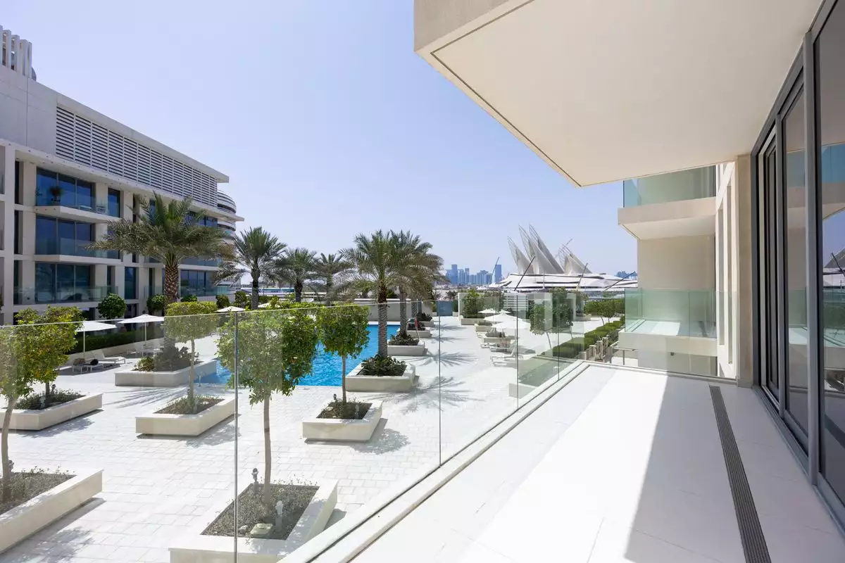 Flat 177m² in UAE, Abu Dhabi. Priced at 2504440€ rent photo-3
