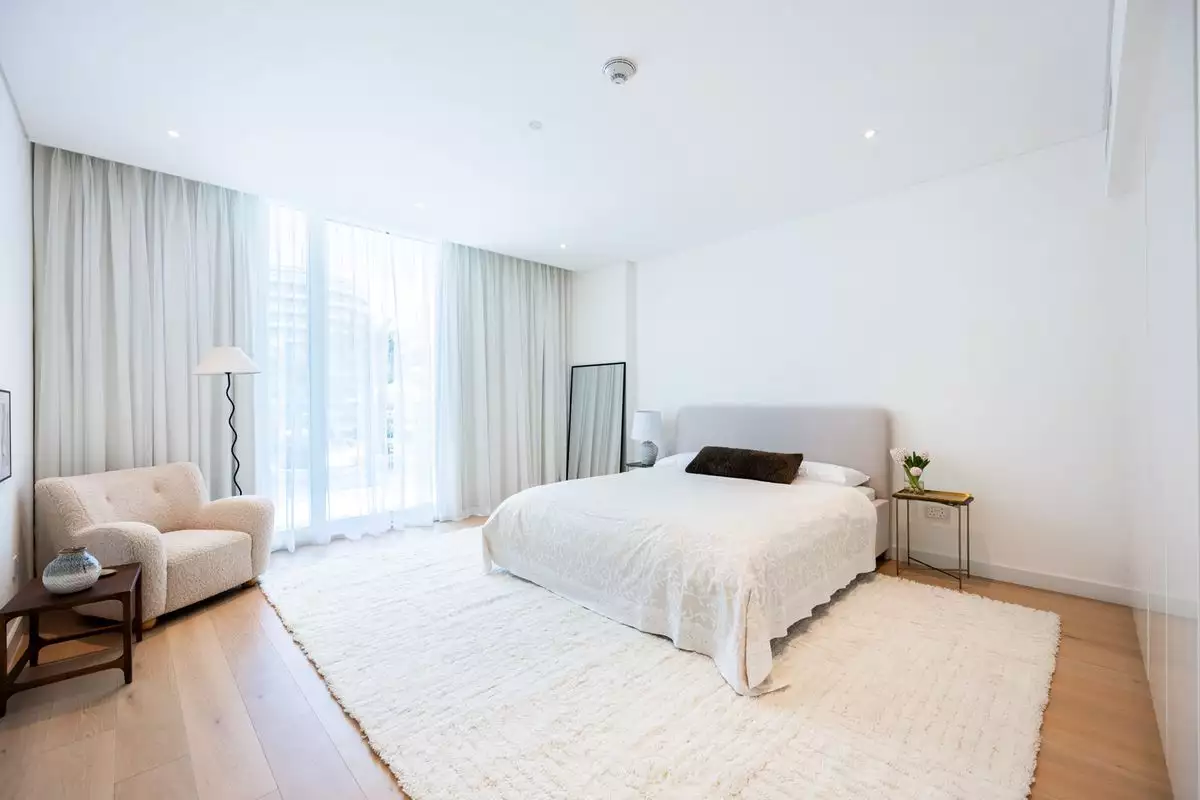 Flat 177m² in UAE, Abu Dhabi. Priced at 2504440€ rent photo-9