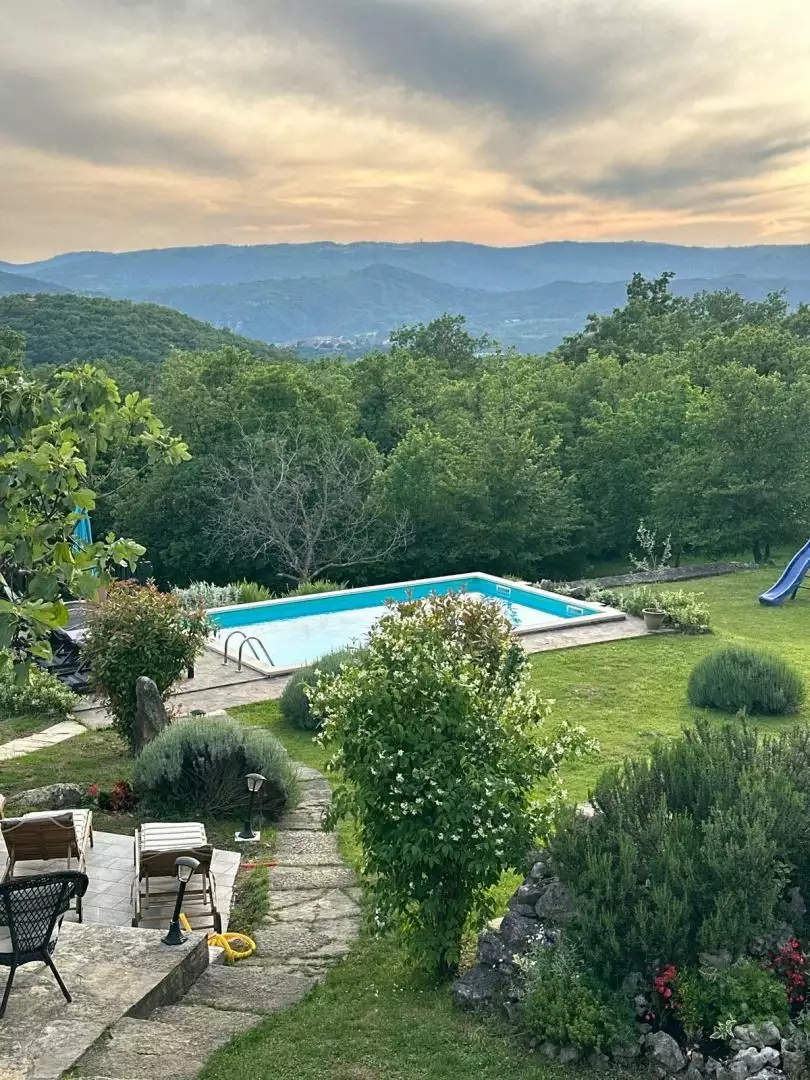 Villa 360m² in Croatia, Buzet. Priced at 560000€ rent photo-2