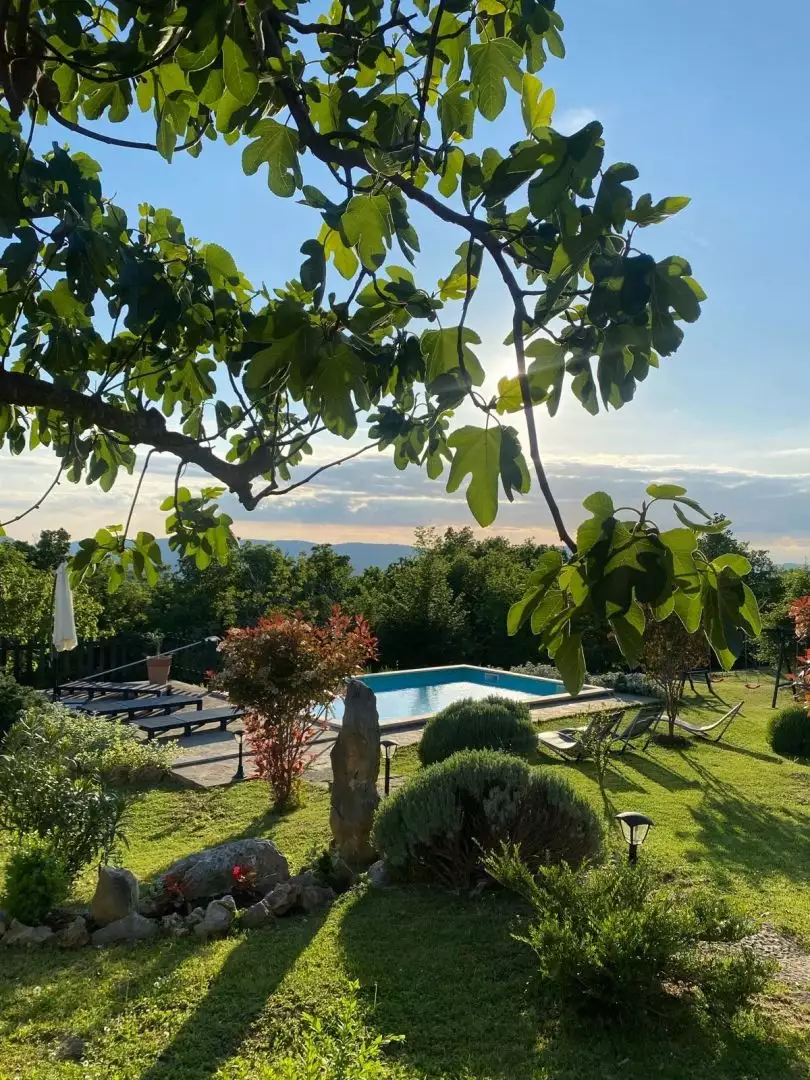 Villa 360m² in Croatia, Buzet. Priced at 560000€ rent photo-3