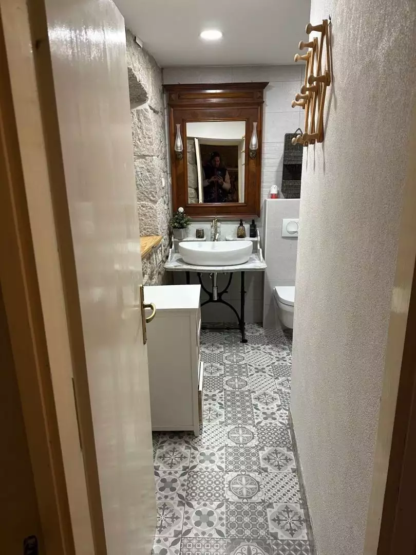 Villa 360m² in Croatia, Buzet. Priced at 560000€ rent photo-14