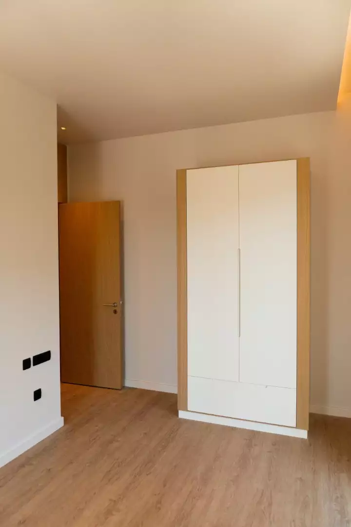 Flat 89m² in Montenegro, Tivat. Priced at 700000€ rent photo-18