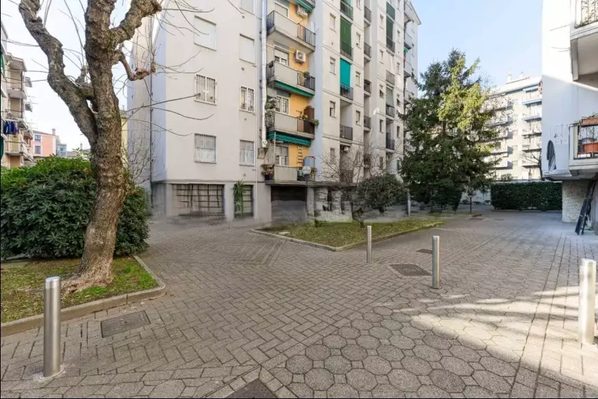 Flat 30m² in Italy, Milan. Priced at 130000$ rent photo-1
