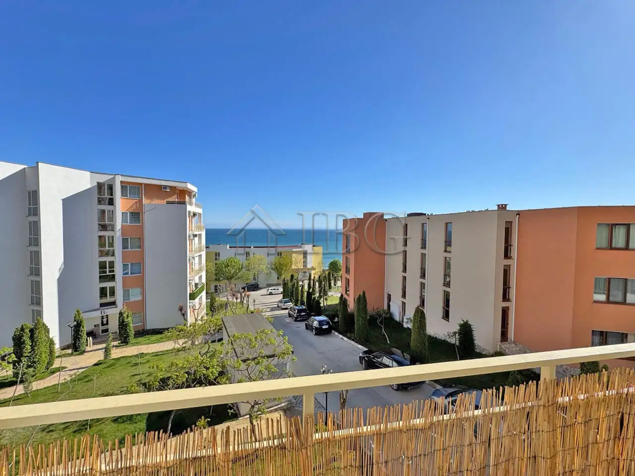 Flat 85m² in Bulgaria, Sveti Vlas. Priced at 99990€ rent photo-3