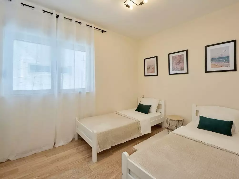 Flat 75m² in Montenegro, Dobrota. Priced at 245000€ rent photo-4