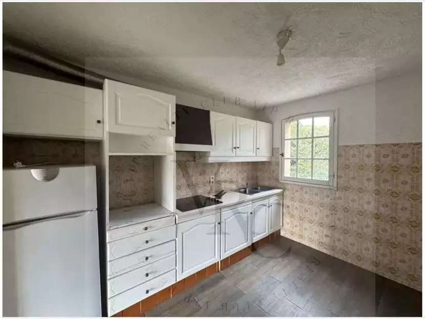 Duplex 70m² in France, Saint-Rafael. Priced at 295000€ rent photo-6