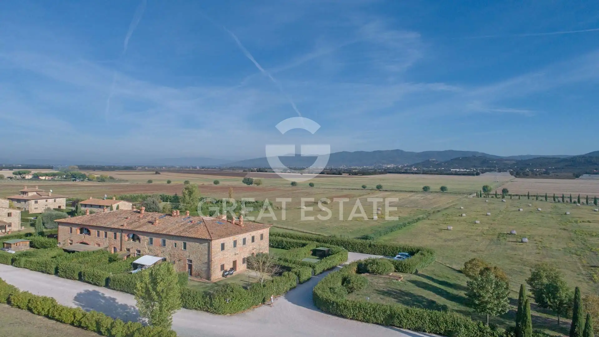 House 110m² in Italy, Arezzo. Priced at 350000€ rent photo-6