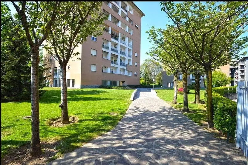 Flat 43m² in Italy, Monza. Priced at 98000€ rent photo-9