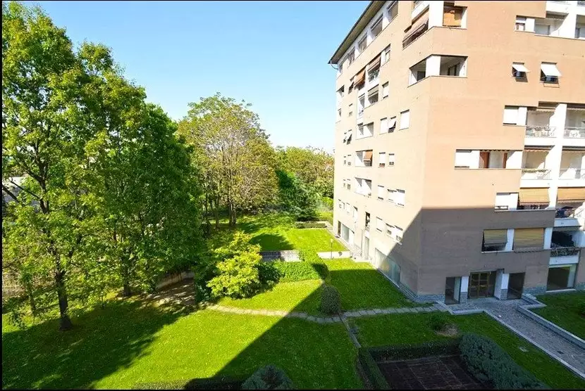 Flat 43m² in Italy, Monza. Priced at 98000€ rent photo-10