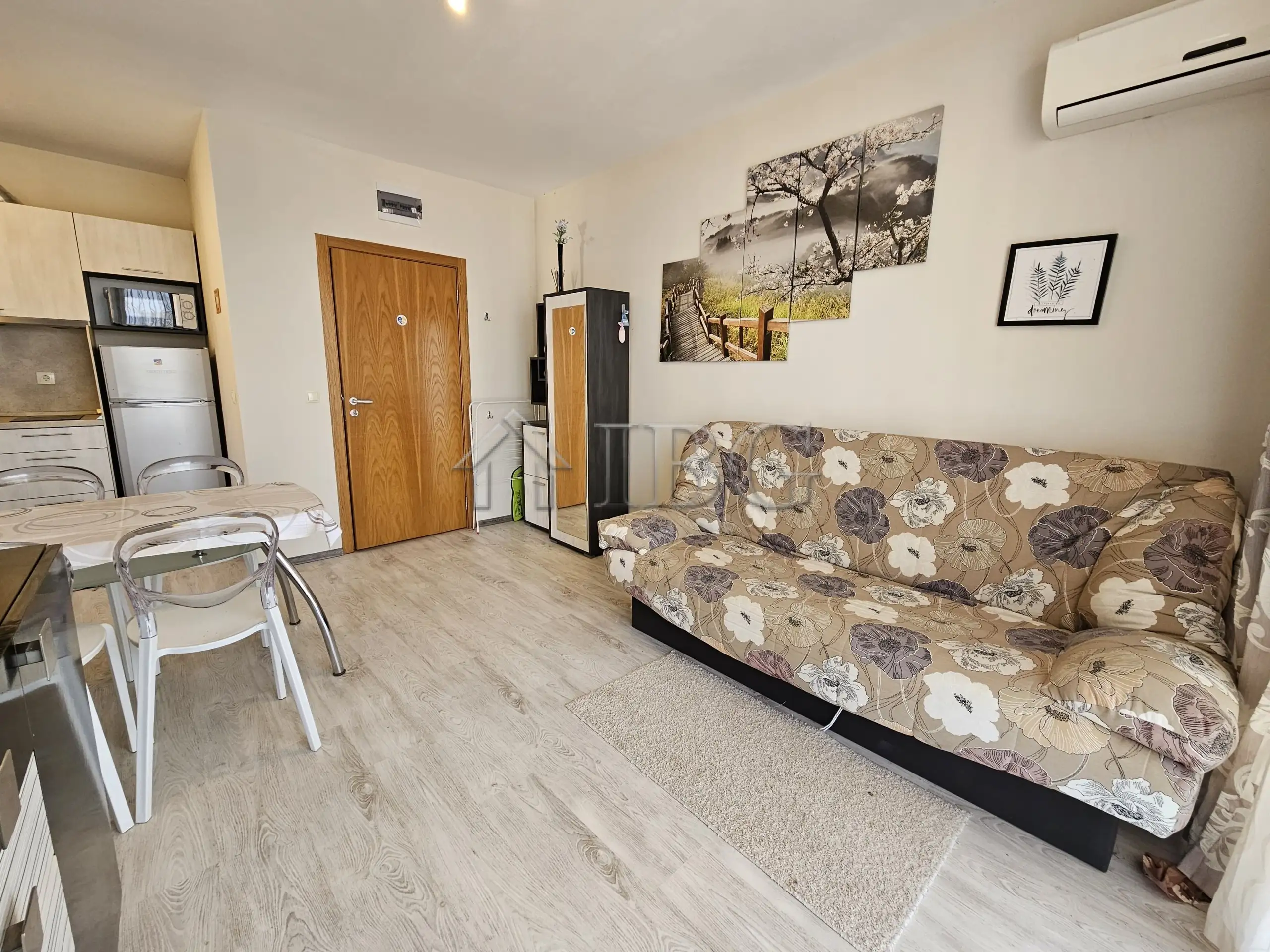 Flat 50m² in Bulgaria, Sunny Beach. Priced at 60990€ rent photo-5