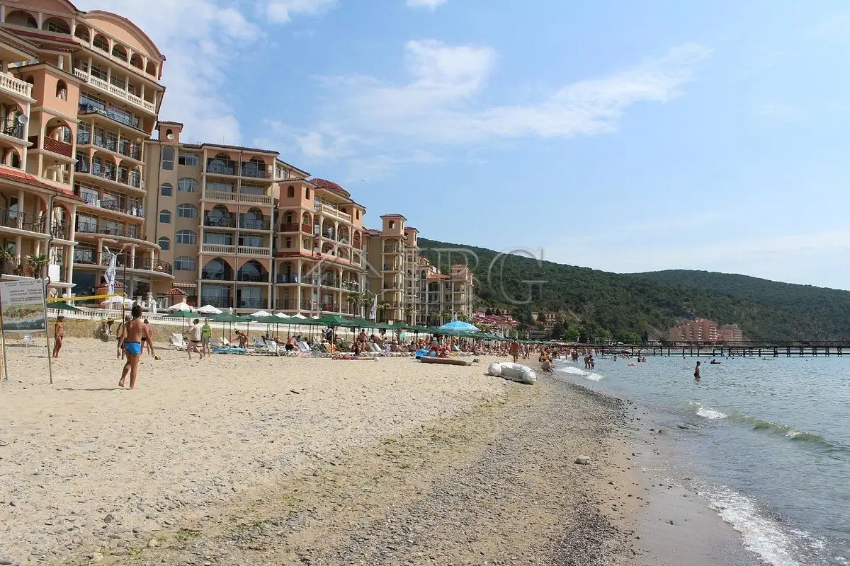 Flat 73m² in Bulgaria, Elenite. Priced at 50000€ rent photo-18