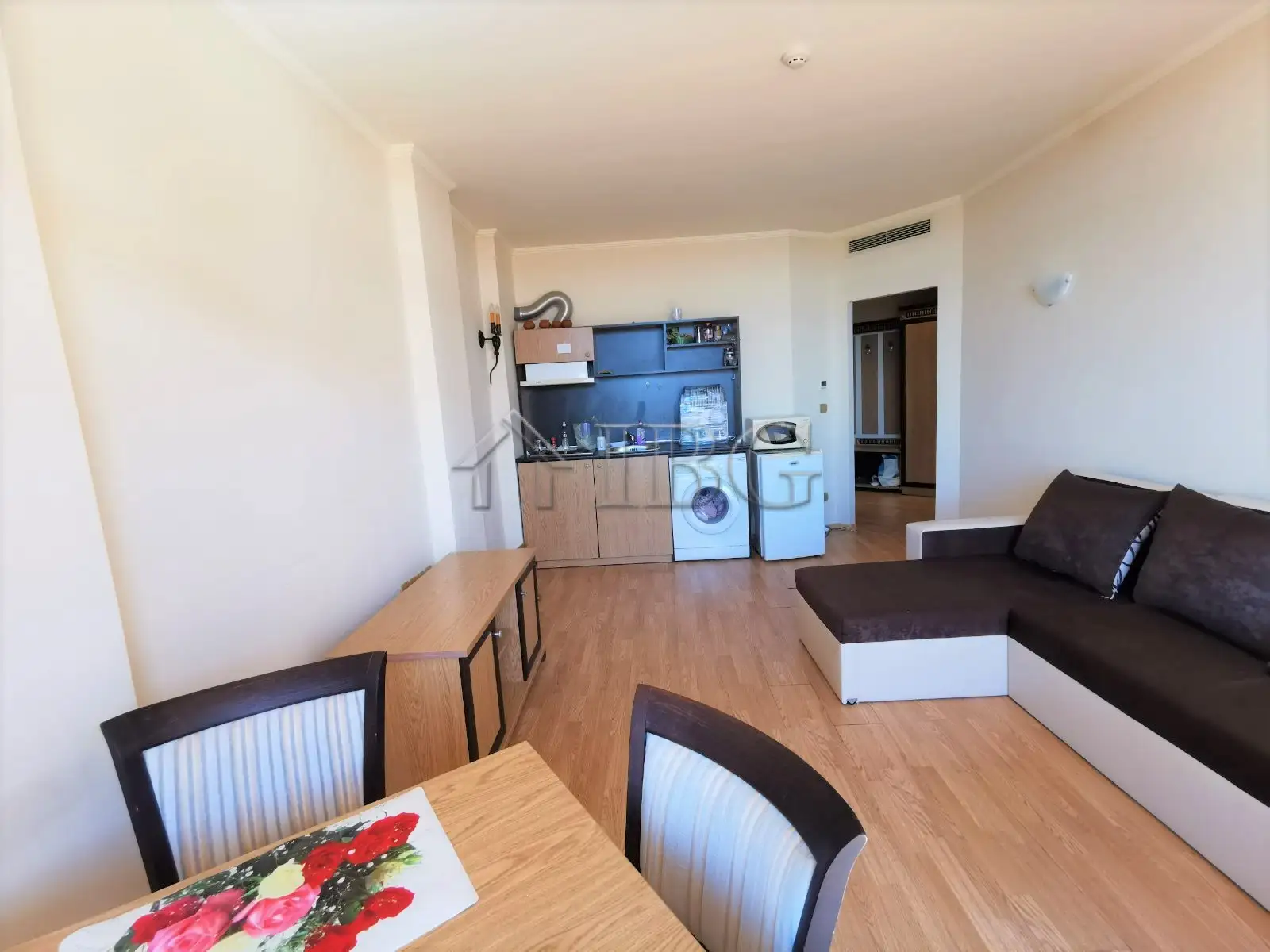 Flat 72m² in Bulgaria, Elenite. Priced at 52000€ rent photo-8