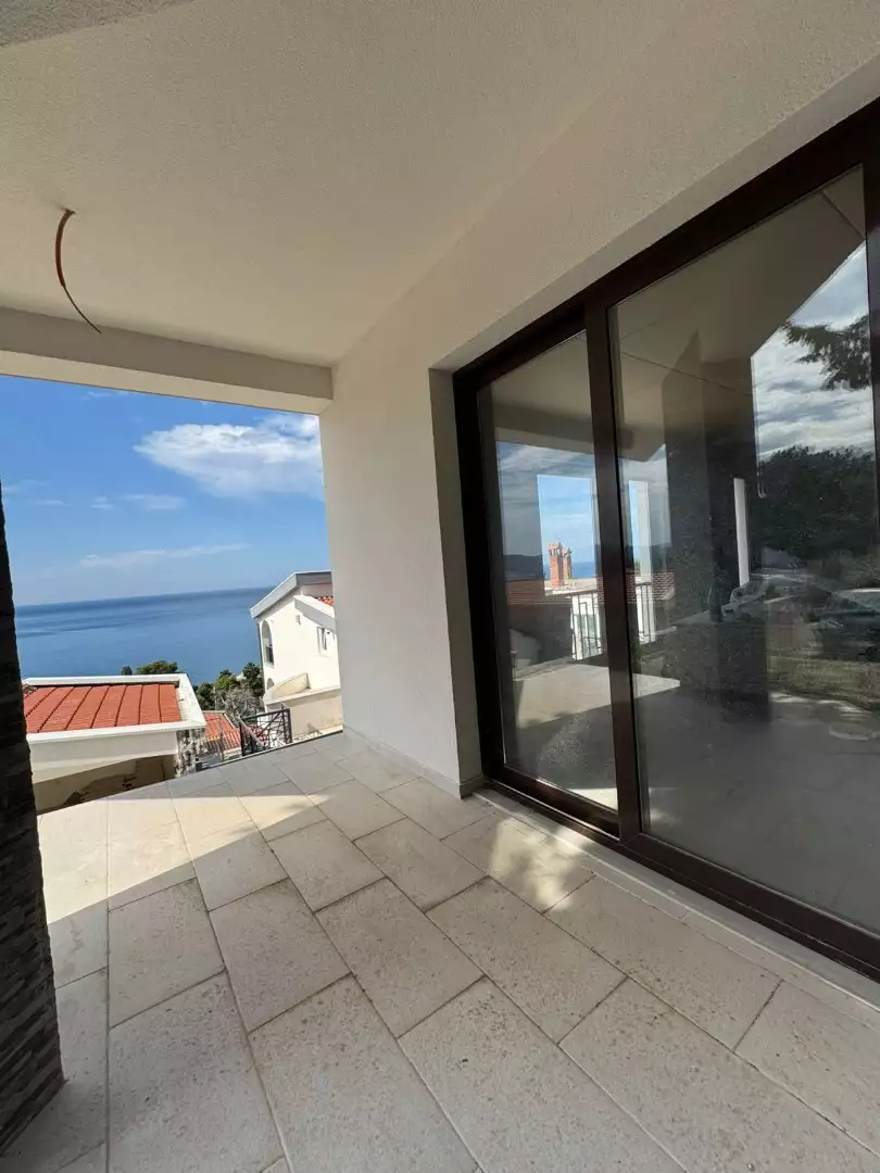 House 338m² in Montenegro, Bar. Priced at 350000€ rent photo-32