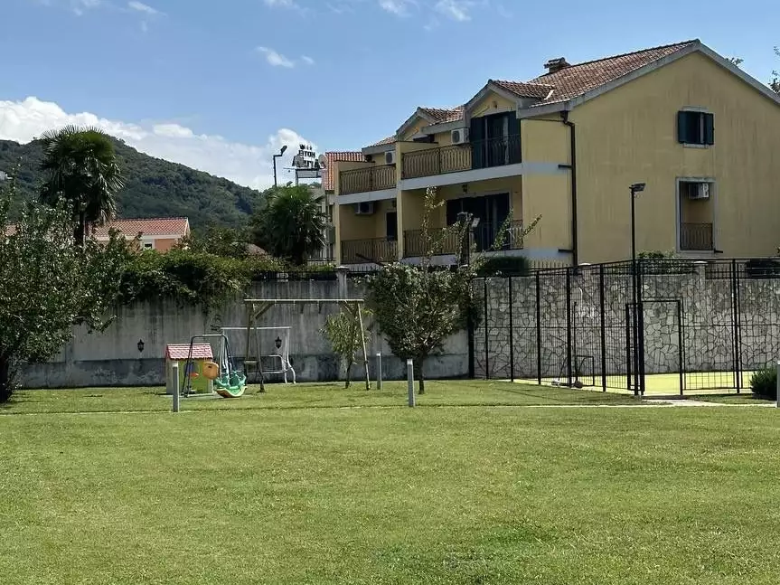 House 177m² in Montenegro, Lastva Grbaljska. Priced at 350000€ rent photo-2