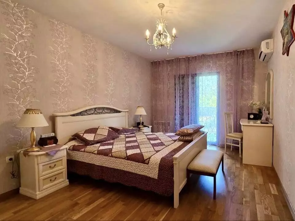 House 177m² in Montenegro, Lastva Grbaljska. Priced at 350000€ rent photo-3