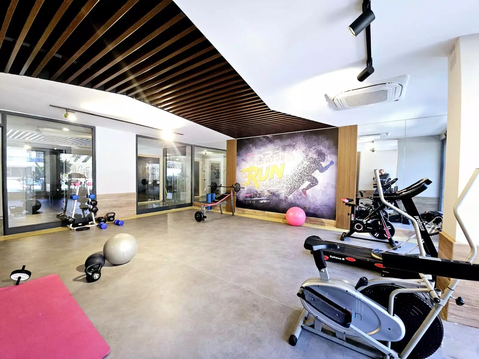 Flat 60m² in Turkey, Kargicak. Priced at 85500€ rent photo-6