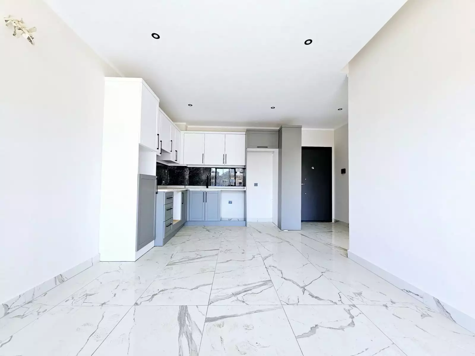 Flat 60m² in Turkey, Kargicak. Priced at 85500€ rent photo-28