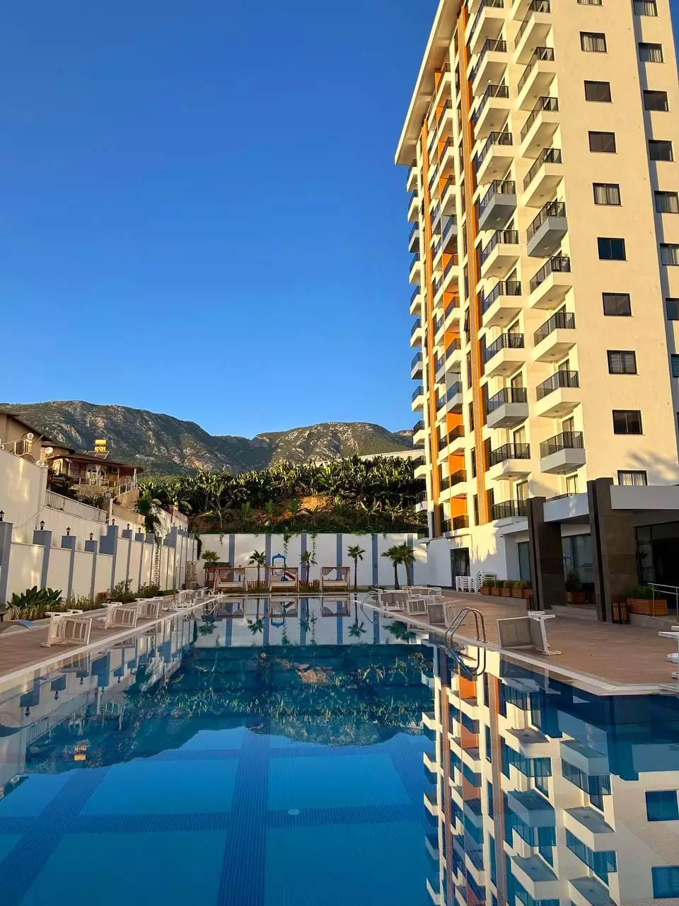 Flat 75m² in Turkey, Mahmutlar. Priced at 90000€ rent photo-2