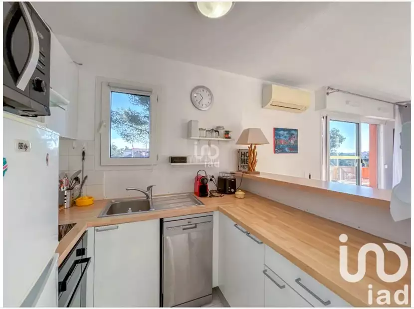 Flat 60m² in France, Saint-Rafael. Priced at 283000$ rent photo-6