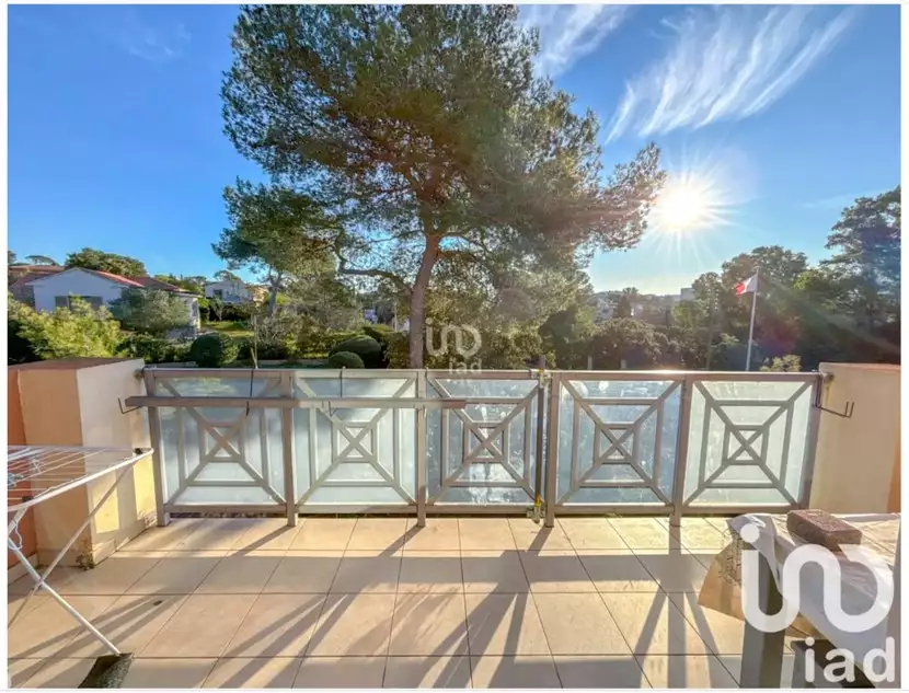 Flat 60m² in France, Saint-Rafael. Priced at 283000$ rent photo-8
