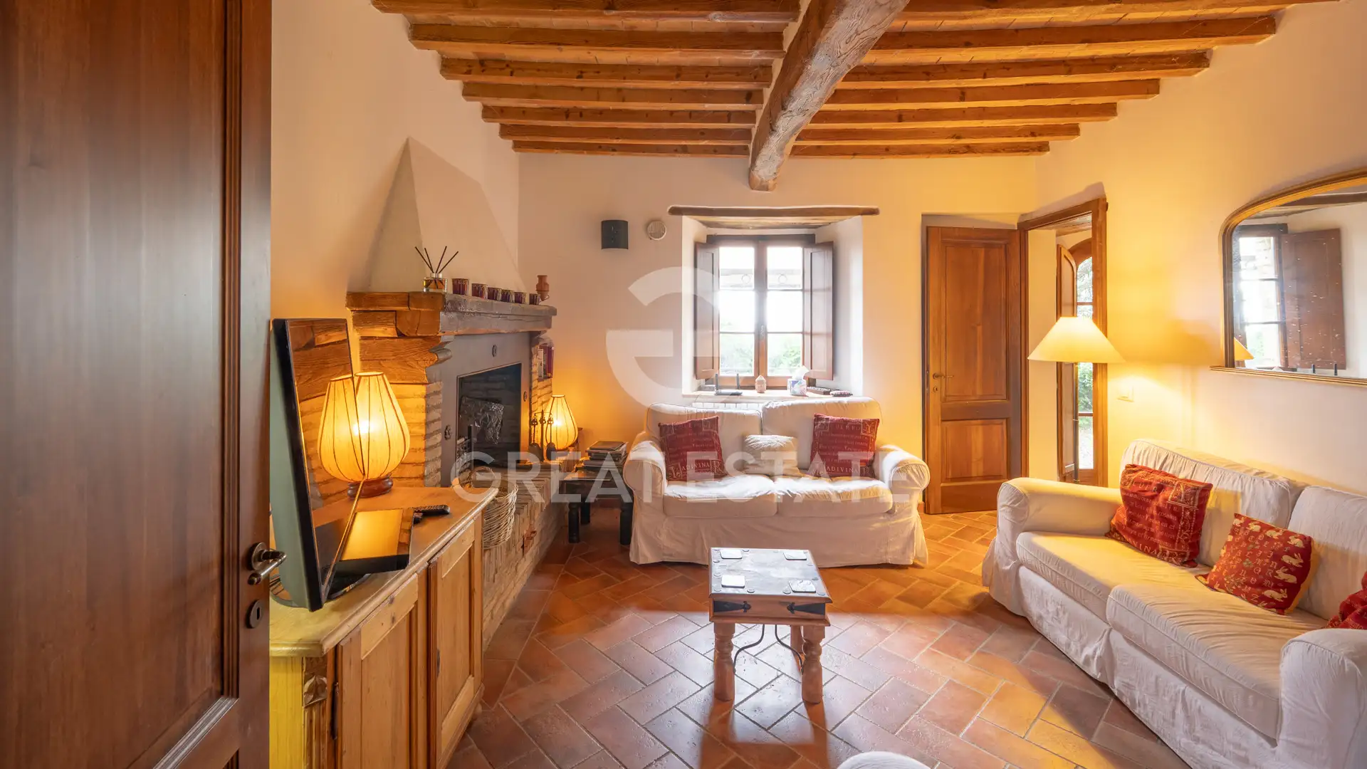 House 216m² in Italy, Siena. Priced at 720000€ rent photo-9