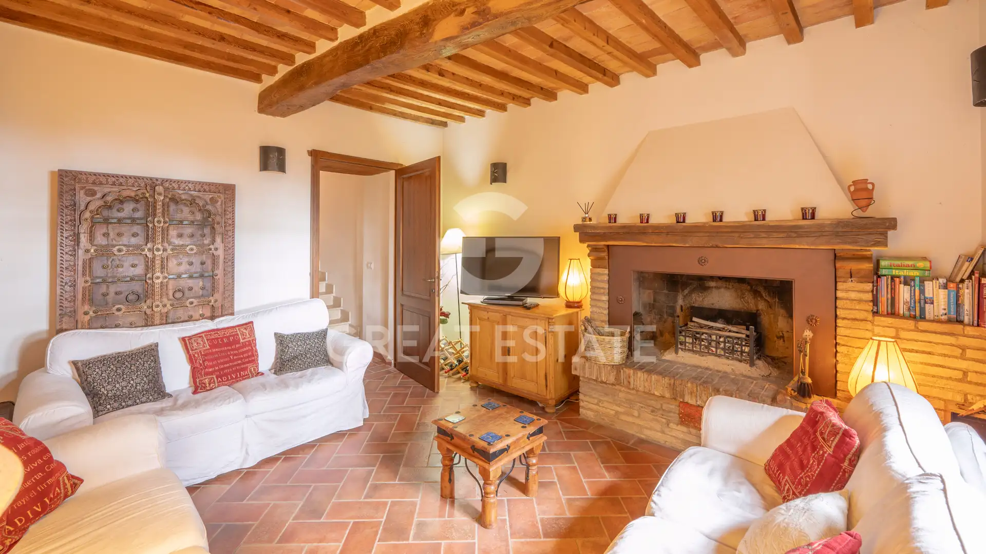 House 216m² in Italy, Siena. Priced at 720000€ rent photo-10