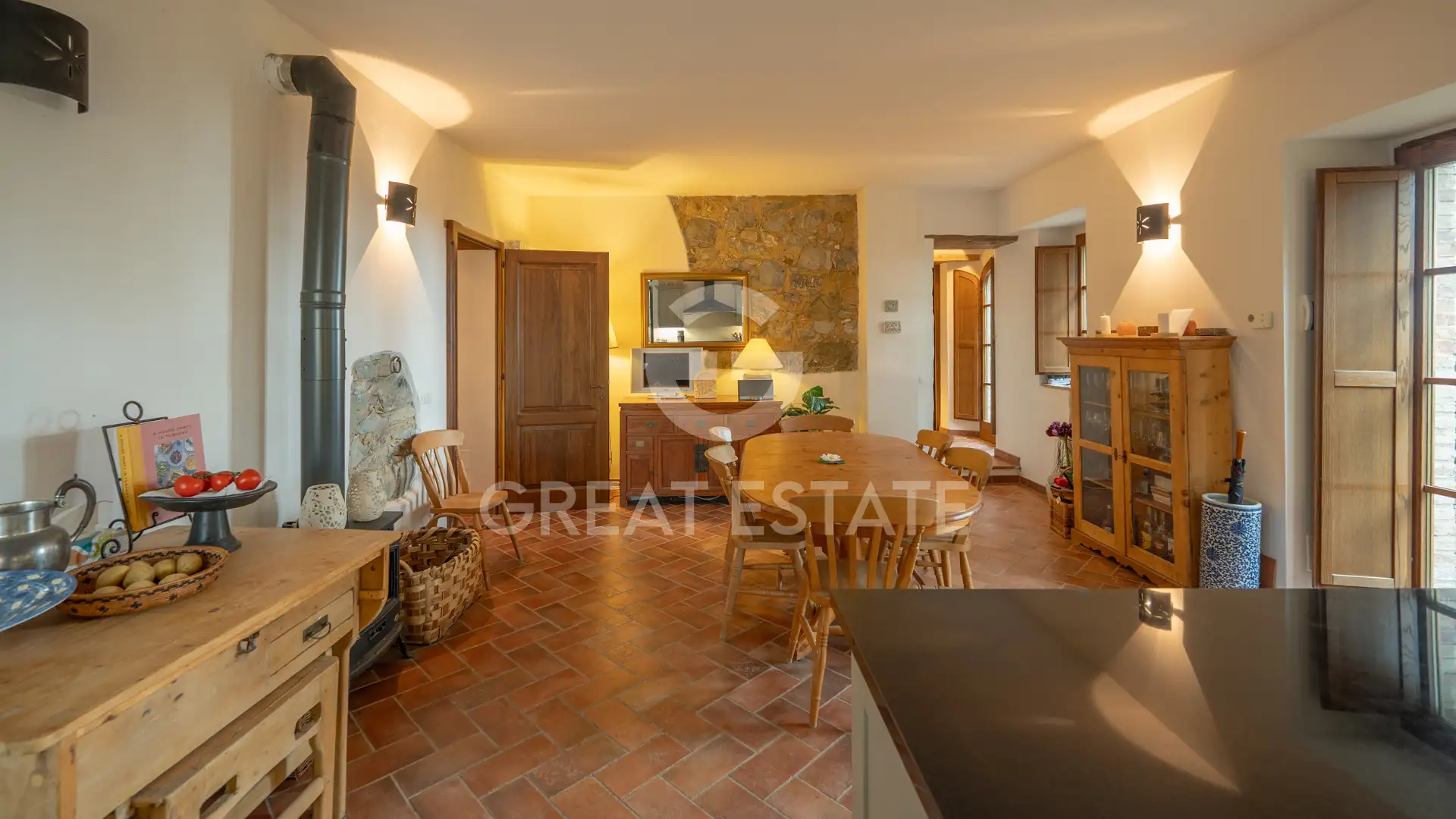 House 216m² in Italy, Siena. Priced at 720000€ rent photo-15