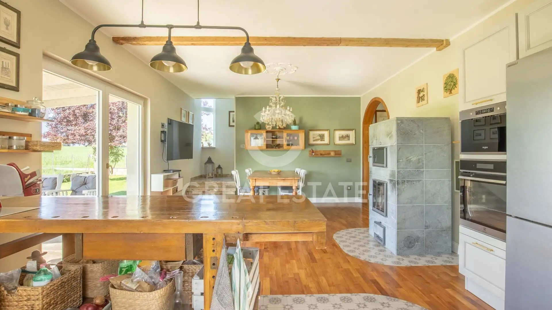 Villa 220m² in Italy, Perugia. Priced at 350000€ rent photo-13